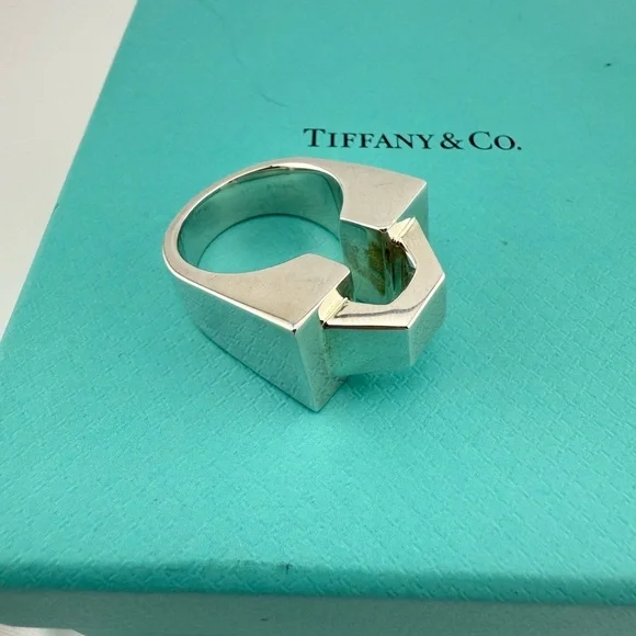 Tiffany & Co. Out of Retirement Block Sculptural Ring in Sterling Silver - Picture 1 of 11
